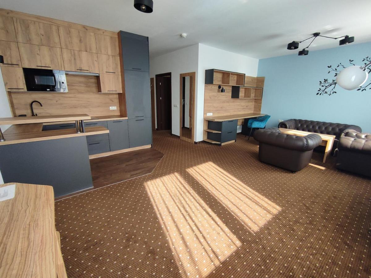 Aparthotel Legnica - Apartamenty Z Aneksem Kuchennym Luaran gambar